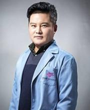 尹潘毛发移植医生