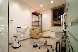 江南艺丽人植发为头皮管理及注射管理的头皮管理室