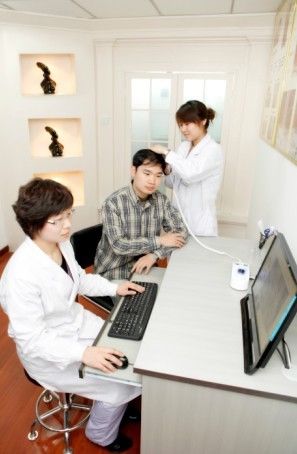 福州台江中医院植发毛发移植中心毛囊检测设计中心