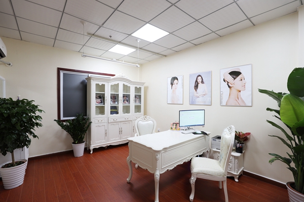 杭州肤康植发科面诊室