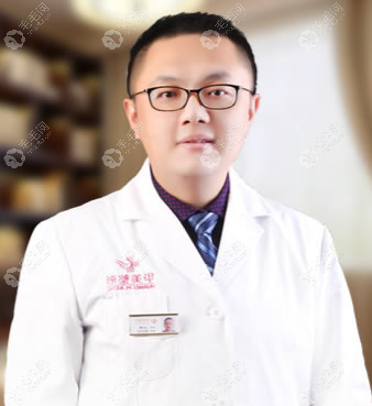 泰州苏王的植发科主治医师是赵志鹏医生